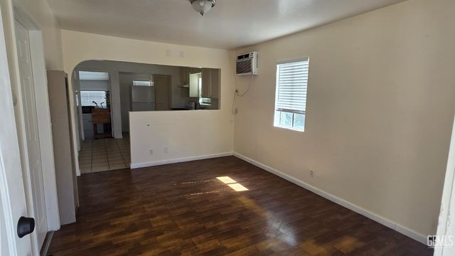 1812 Orange Street, Bakersfield, CA 93304