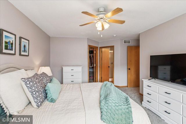 1365 S Trail Drive, Faribault, MN 55021