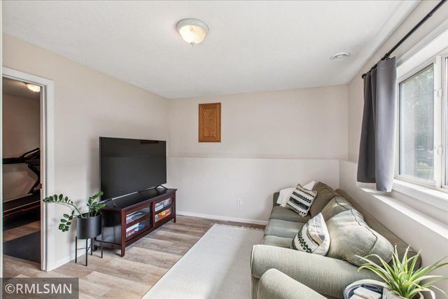 1365 S Trail Drive, Faribault, MN 55021