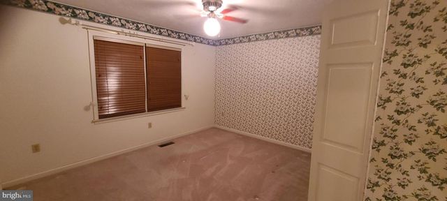 505 BASEHOAR SCHOOL RD, Littlestown, PA 17340