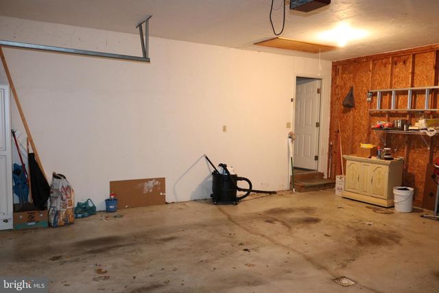 505 BASEHOAR SCHOOL RD, Littlestown, PA 17340