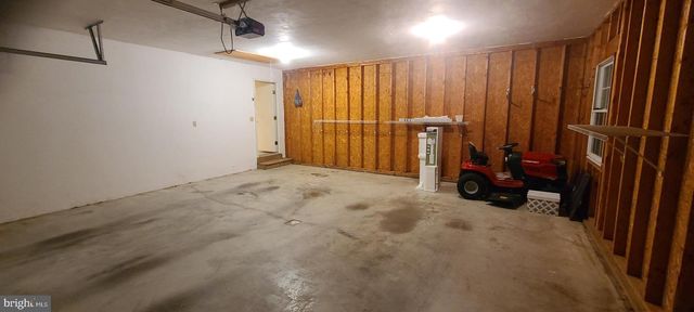 505 BASEHOAR SCHOOL RD, Littlestown, PA 17340