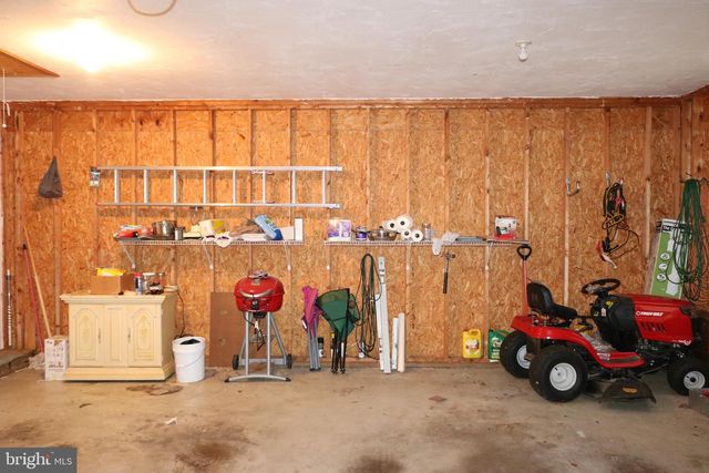 505 BASEHOAR SCHOOL RD, Littlestown, PA 17340