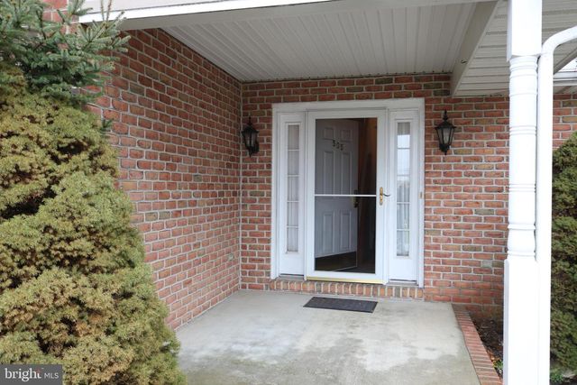 505 BASEHOAR SCHOOL RD, Littlestown, PA 17340