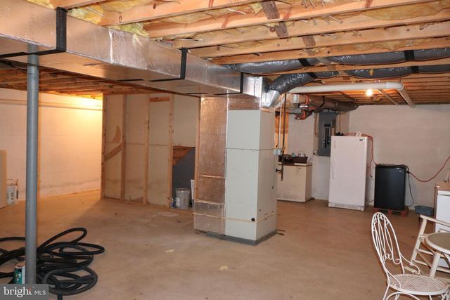 505 BASEHOAR SCHOOL RD, Littlestown, PA 17340