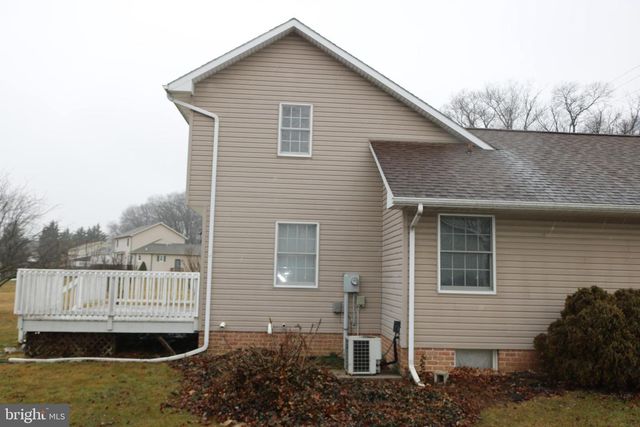 505 BASEHOAR SCHOOL RD, Littlestown, PA 17340