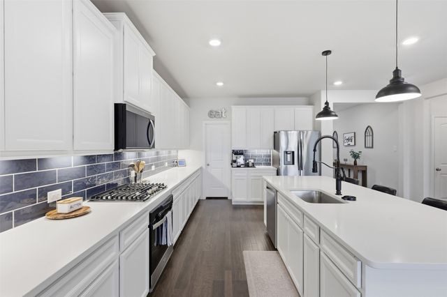 5100 Del Monte Drive, Denton, TX 76207