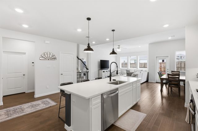 5100 Del Monte Drive, Denton, TX 76207