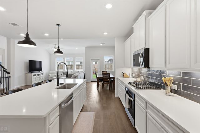 5100 Del Monte Drive, Denton, TX 76207