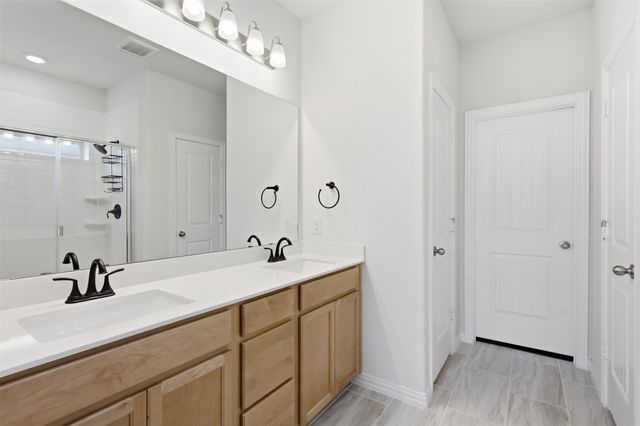 5100 Del Monte Drive, Denton, TX 76207