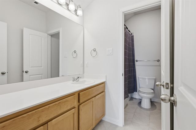 5100 Del Monte Drive, Denton, TX 76207