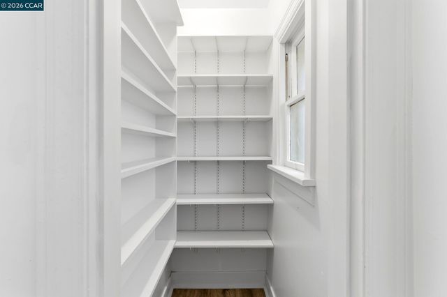 2142 Grant St, Concord, CA 94520