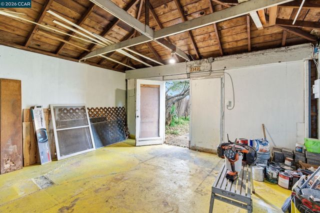 2142 Grant St, Concord, CA 94520