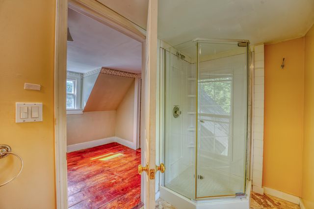 921 Old Waterford Road, Littleton, NH 03561