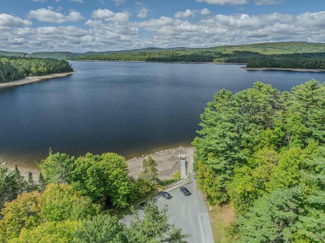 921 Old Waterford Road, Littleton, NH 03561