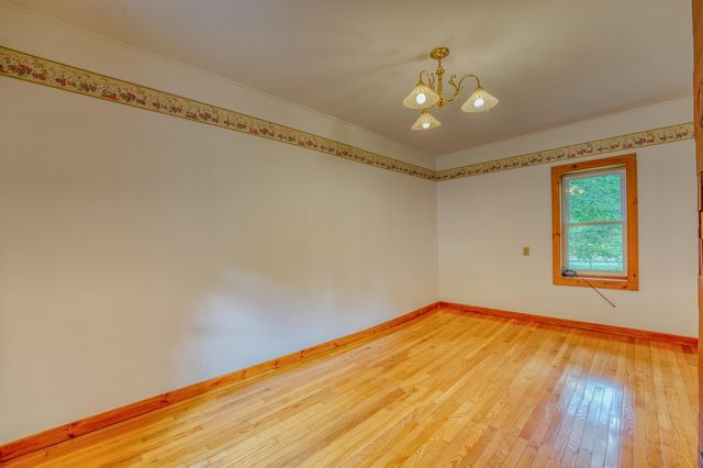 921 Old Waterford Road, Littleton, NH 03561