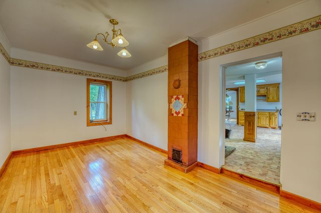 921 Old Waterford Road, Littleton, NH 03561