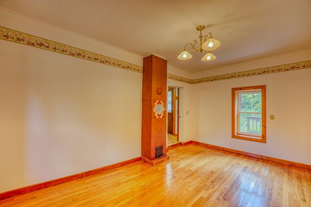 921 Old Waterford Road, Littleton, NH 03561