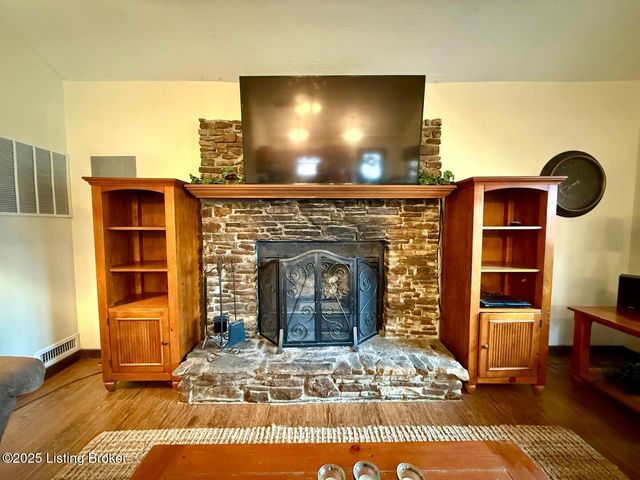 572 Out Post Rd, Leitchfield, KY 42754