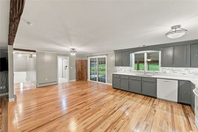 242 Anan Wade Road, Glocester, RI 02857