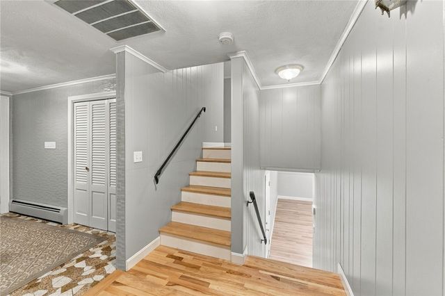 242 Anan Wade Road, Glocester, RI 02857