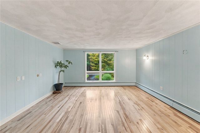 242 Anan Wade Road, Glocester, RI 02857