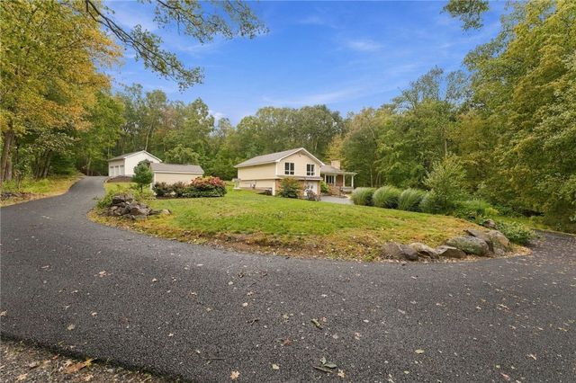 242 Anan Wade Road, Glocester, RI 02857