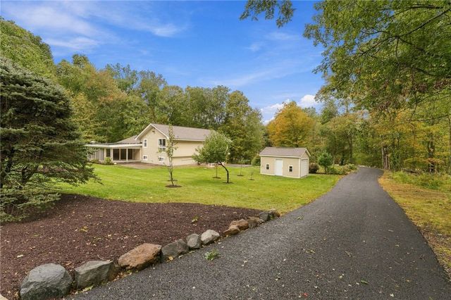 242 Anan Wade Road, Glocester, RI 02857