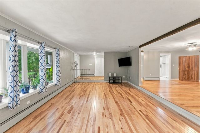 242 Anan Wade Road, Glocester, RI 02857