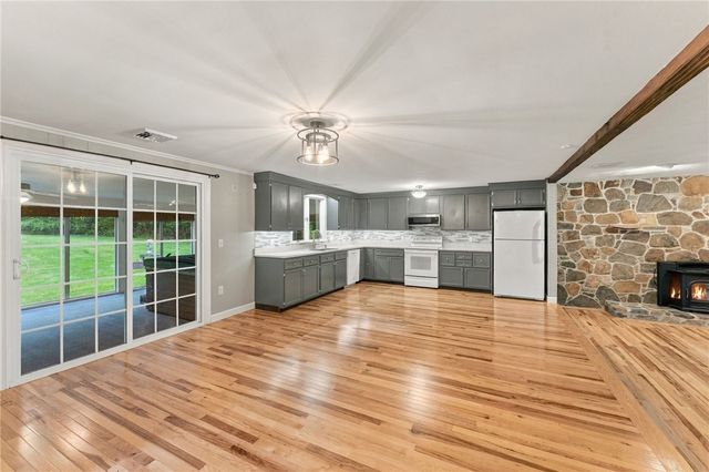242 Anan Wade Road, Glocester, RI 02857