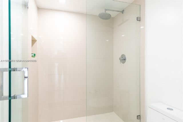 6830 Indian Creek Dr 8E, Miami Beach, FL 33141