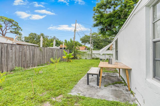 2865 SW 16th Street 3, Fort Lauderdale, FL 33312
