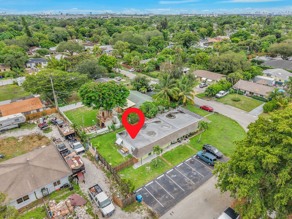 2865 SW 16th Street 3, Fort Lauderdale, FL 33312