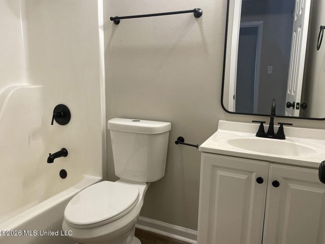 908 Orange Street, Ocean Springs, MS 39564