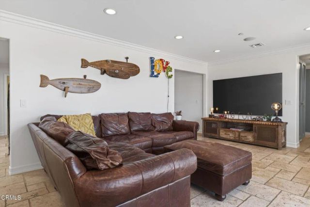 2180 Vista Del Mar Drive, Ventura, CA 93001