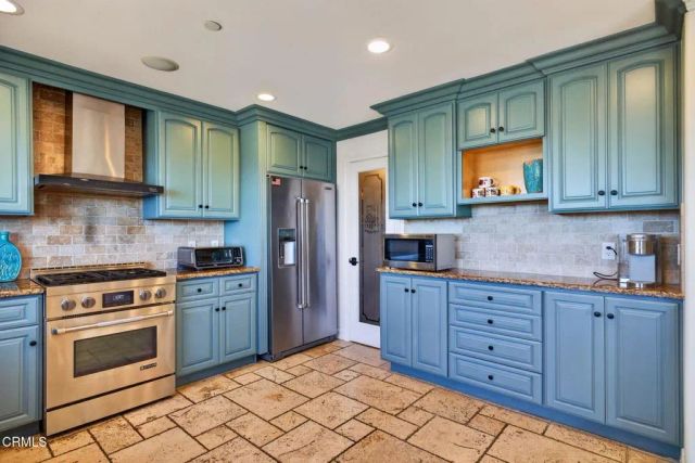 2180 Vista Del Mar Drive, Ventura, CA 93001