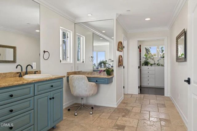 2180 Vista Del Mar Drive, Ventura, CA 93001