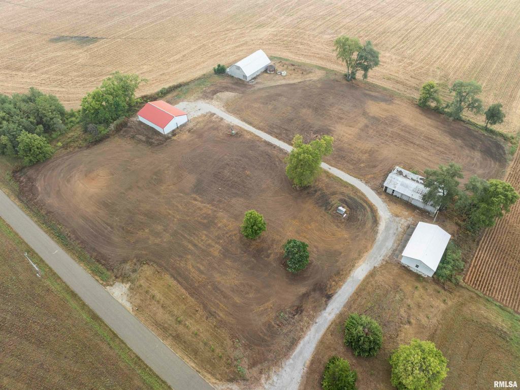 7865 Spring Lake Road, Manito, IL 61546