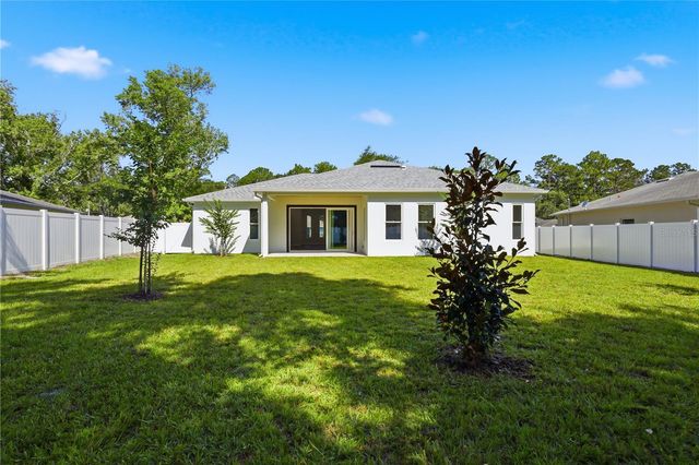12 PERTHSHIRE LANE, Palm Coast, FL 32164