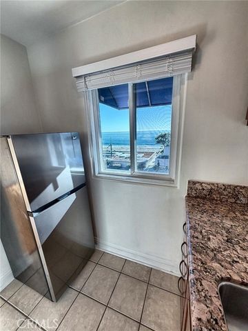 212 N Coast Highway 9, Laguna Beach, CA 92651