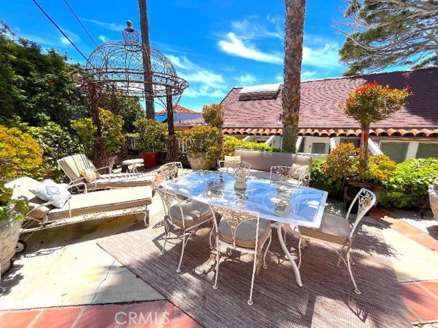 212 N Coast Highway 9, Laguna Beach, CA 92651
