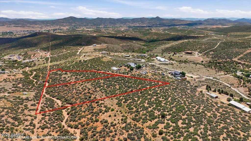 Image 1 of property listing at 10560 E ROCKY HILL Road 4, Dewey, AZ 86327