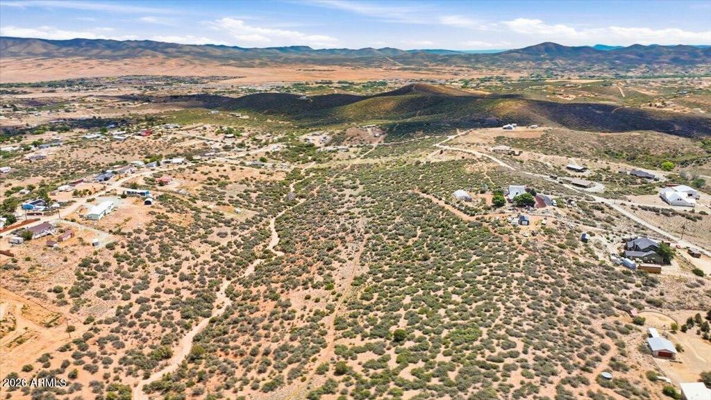 Image 3 of property listing at 10560 E ROCKY HILL Road 4, Dewey, AZ 86327