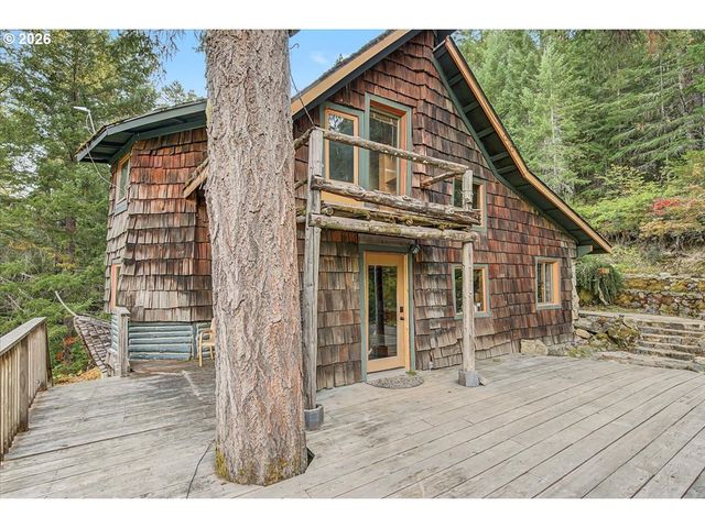7007 PLACER Rd, Wolf Creek, OR 97497