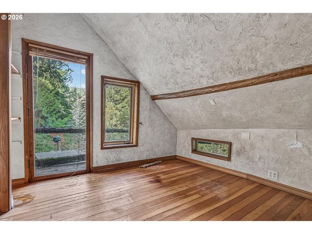 7007 PLACER Rd, Wolf Creek, OR 97497
