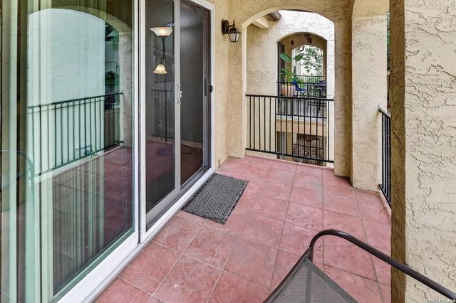 8702 Village Dr Apt 407, San Antonio, TX 78217