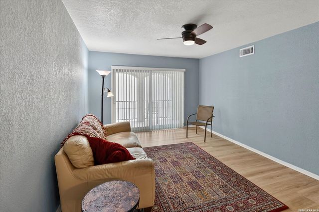 8702 Village Dr Apt 407, San Antonio, TX 78217