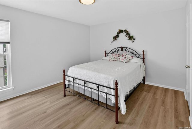 8702 Village Dr Apt 407, San Antonio, TX 78217