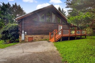 3022 Hatcher Mountain Road, Sevierville, TN 37862