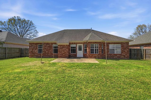 1140 Trillium, Conway, AR 72034